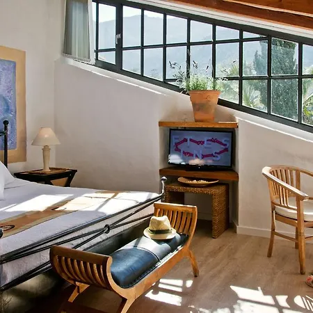 Hotel Roses 4*